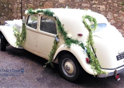 Décoration voiture mariage parebrise